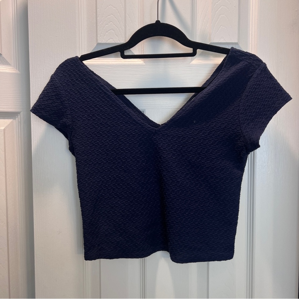 SO Navy Textured Crop Top